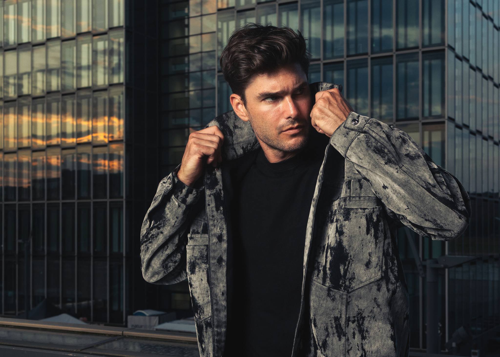 YVZ Denim Jacke On Location Köln